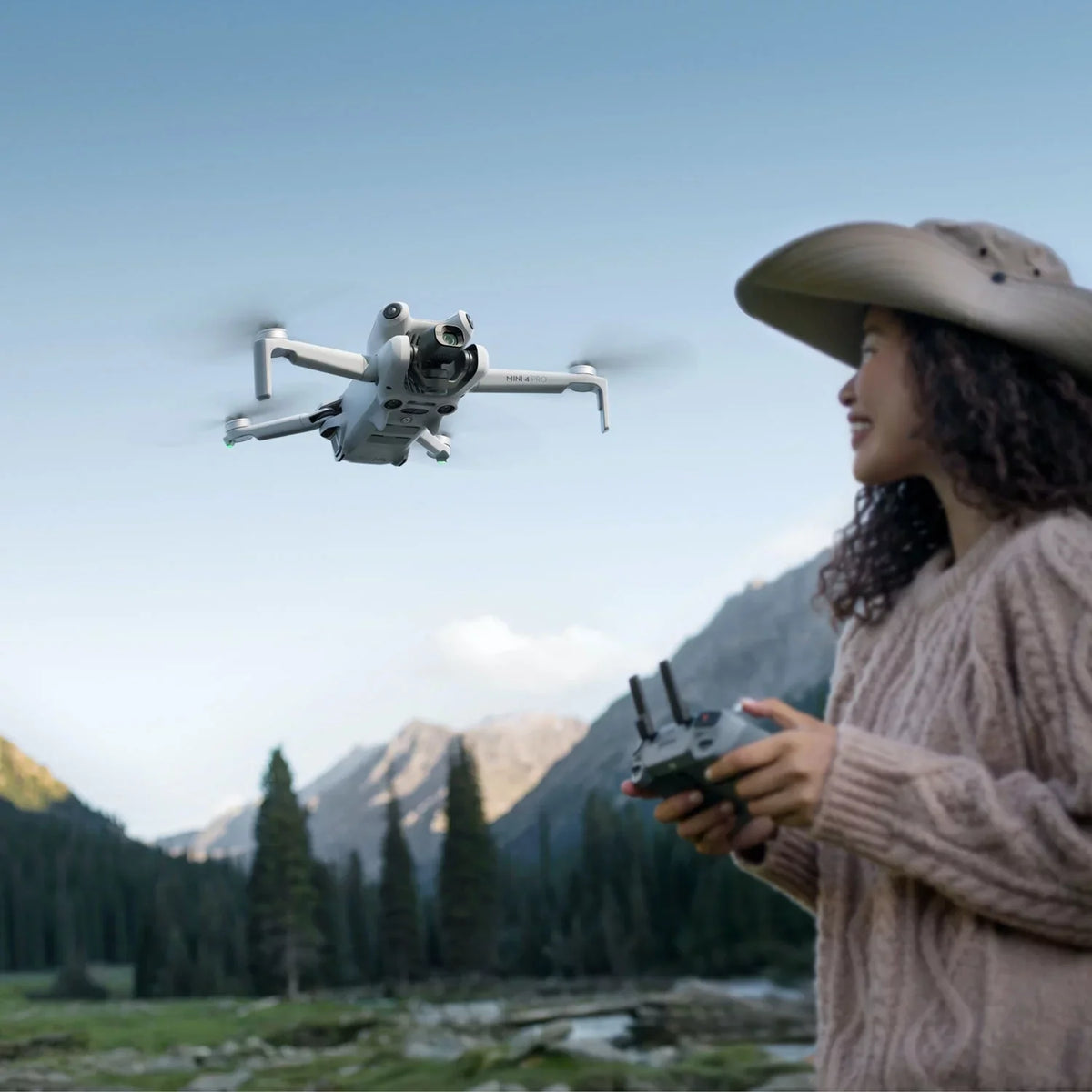 DJI Mini 4 Pro 4K HDR Folding Drone with RC-N2 Remote Kit CP.MA.00000731.01