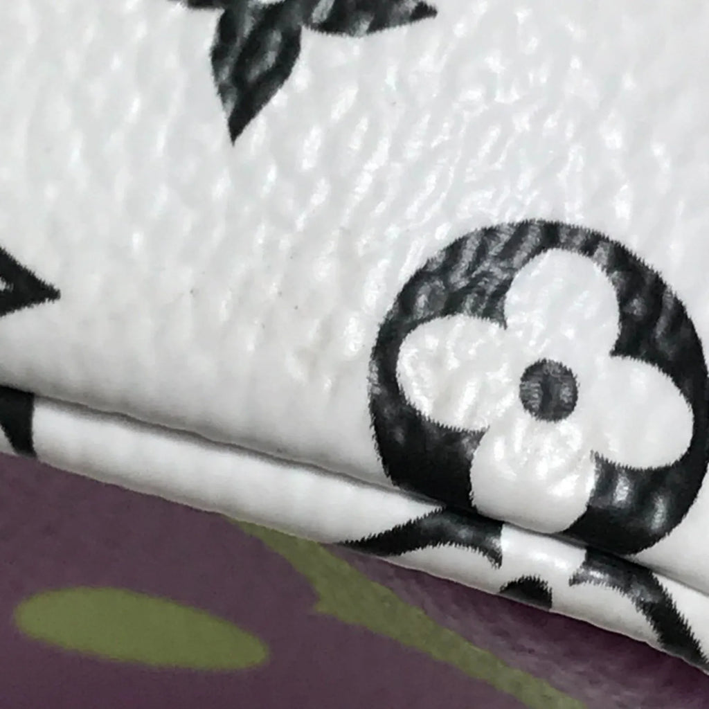 Pre-Owned LOUIS VUITTON M67669 Monogram Giant Portomone Cube Accessory Pouch Canvas Women's White/Multicolor (Good)